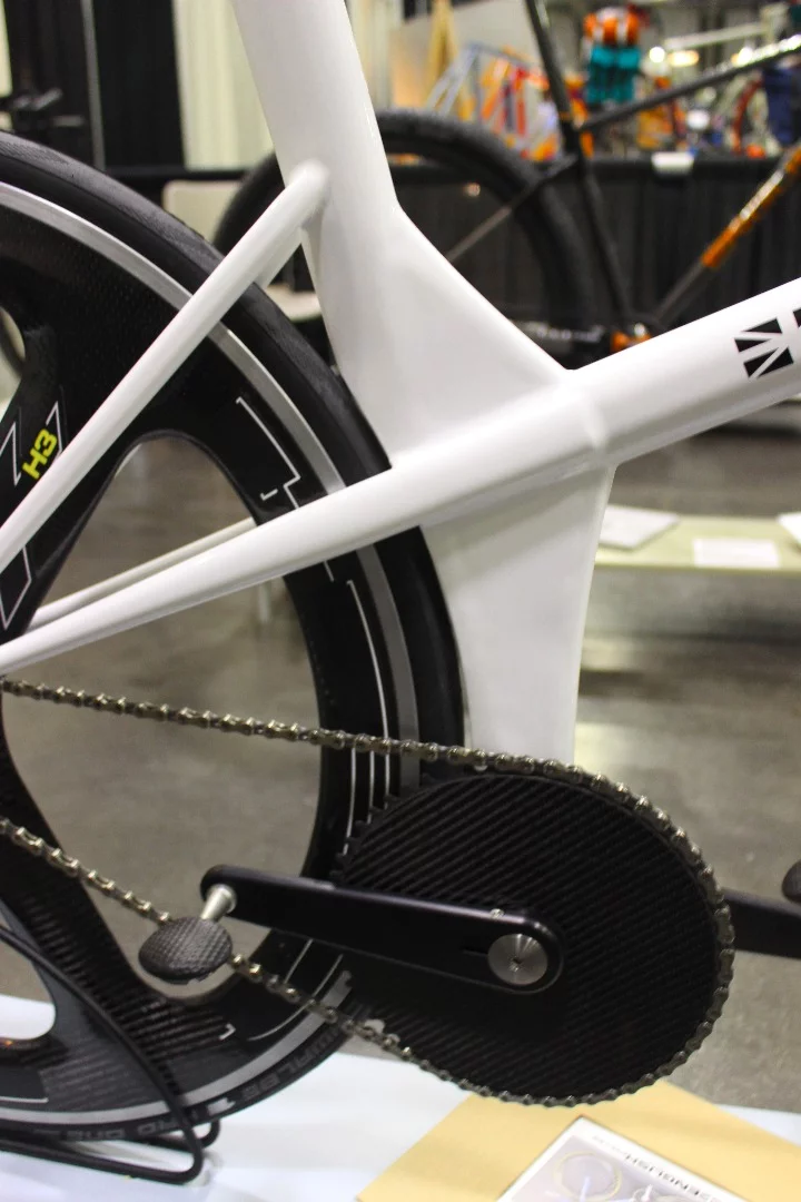 Tight rear wheel clearance and a big carbon chainring