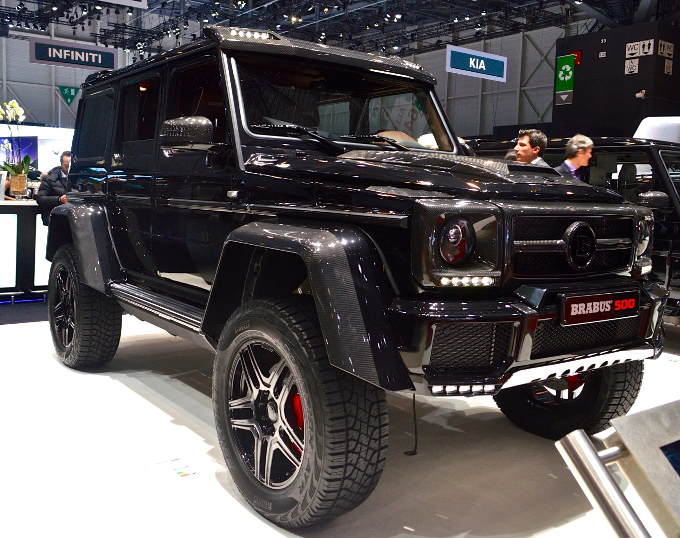 The Mercedes-AMG G 500 4x4 Squared-based Brabus 500