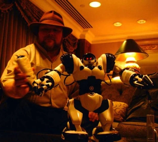 Tilden and RoboSapien I