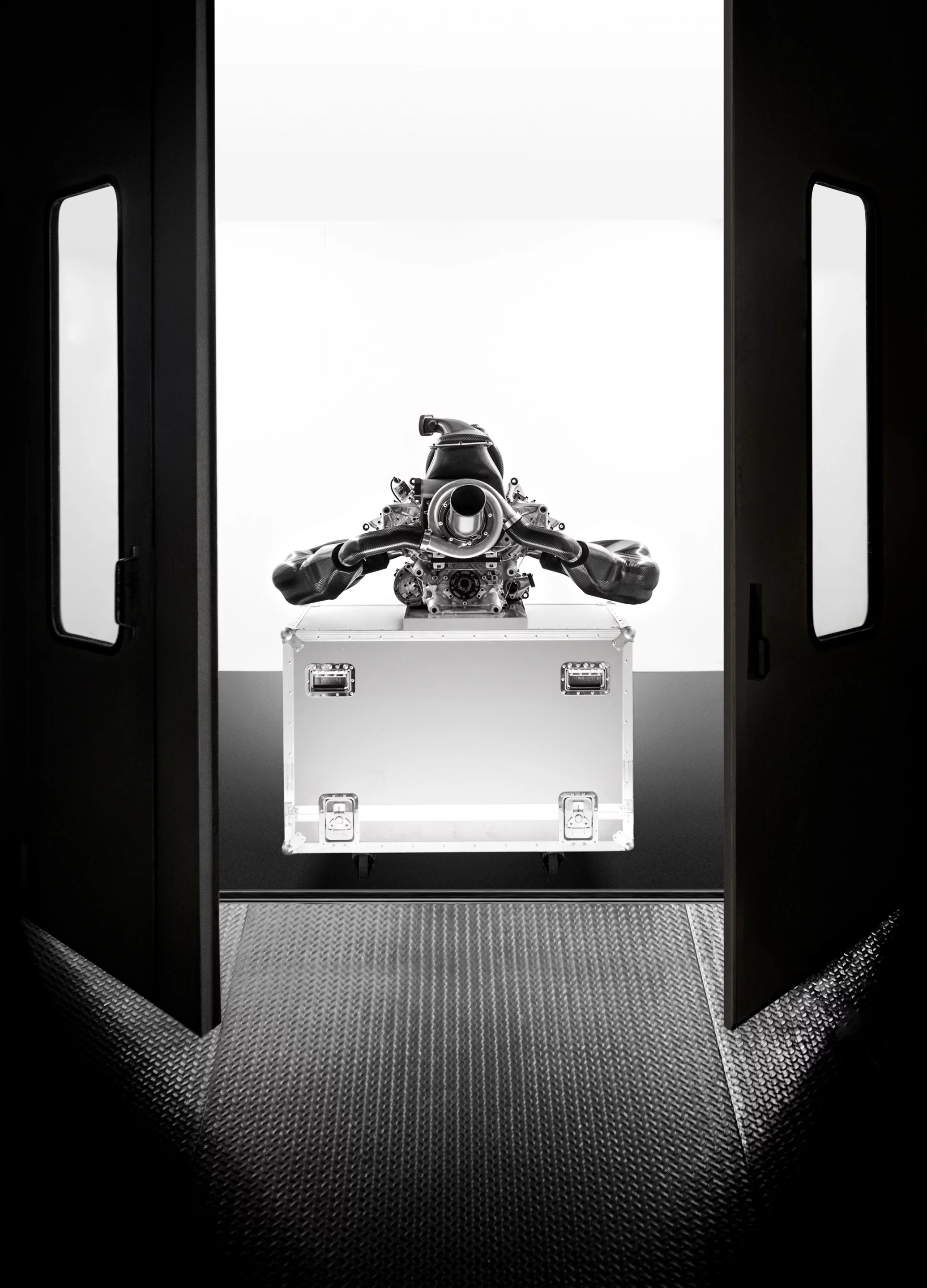 At 1.6 liters, the 600 bhp twin turbocharged V6 is smaller than the 2.4 liter normally-aspirated 750 bhp V8s used during the 2013 season