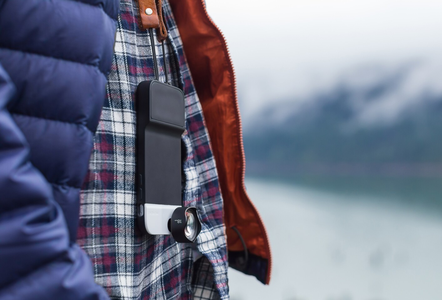 If you want the Moment Case and both Moment lenses, that'll require a $199 Kickstarter pledge