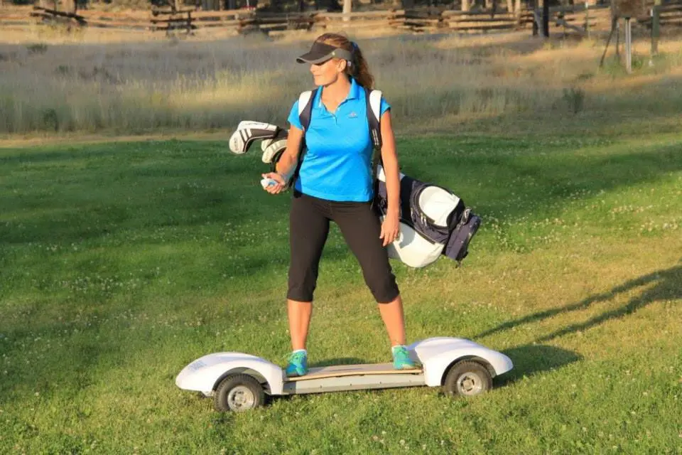 Acceleration, deceleration, and going into reverse are handled using a Bluetooth hand-held controller