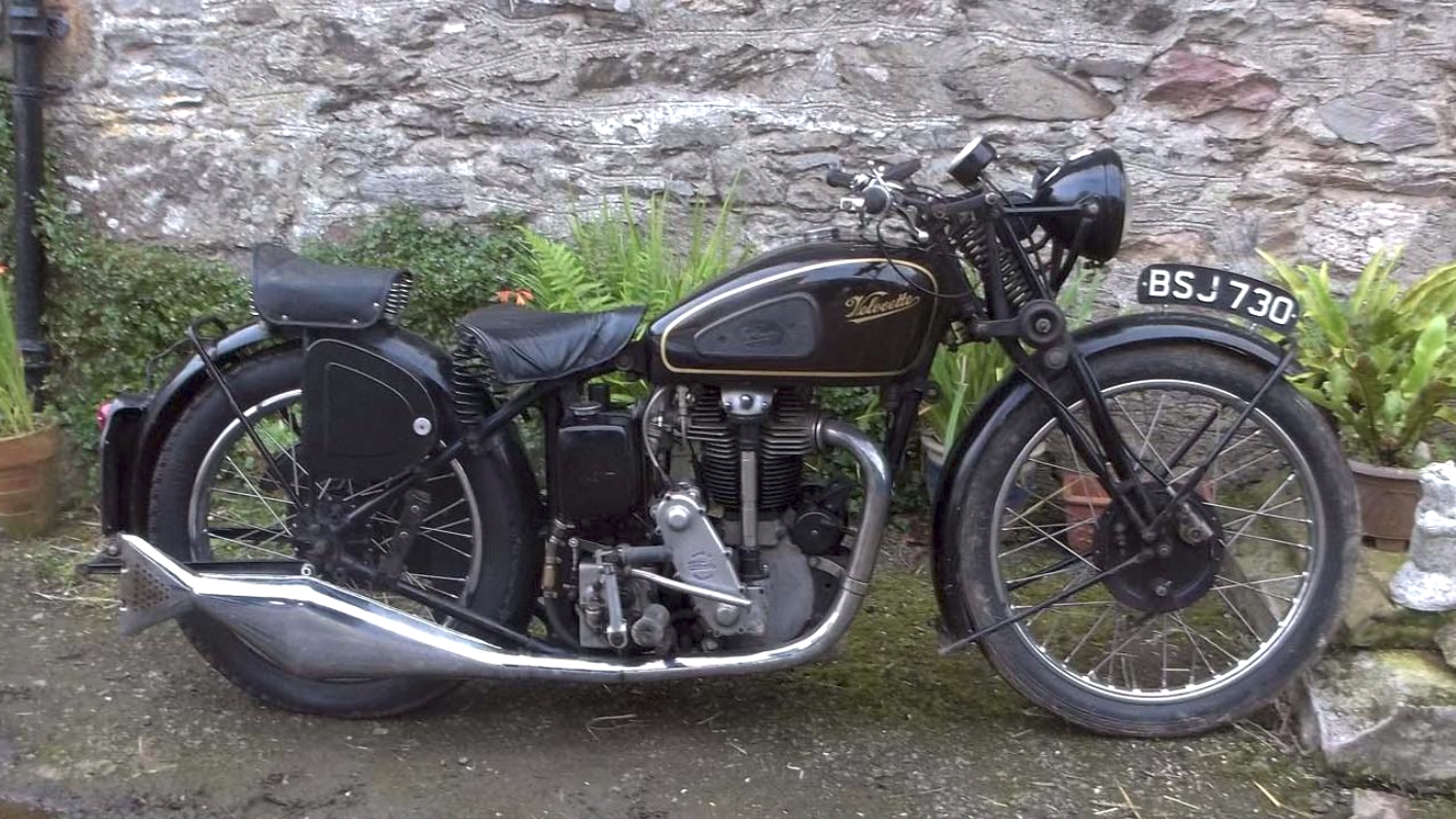1947 Velocette 349cc KSS Price: £8,625 ($11,459)Auction Description