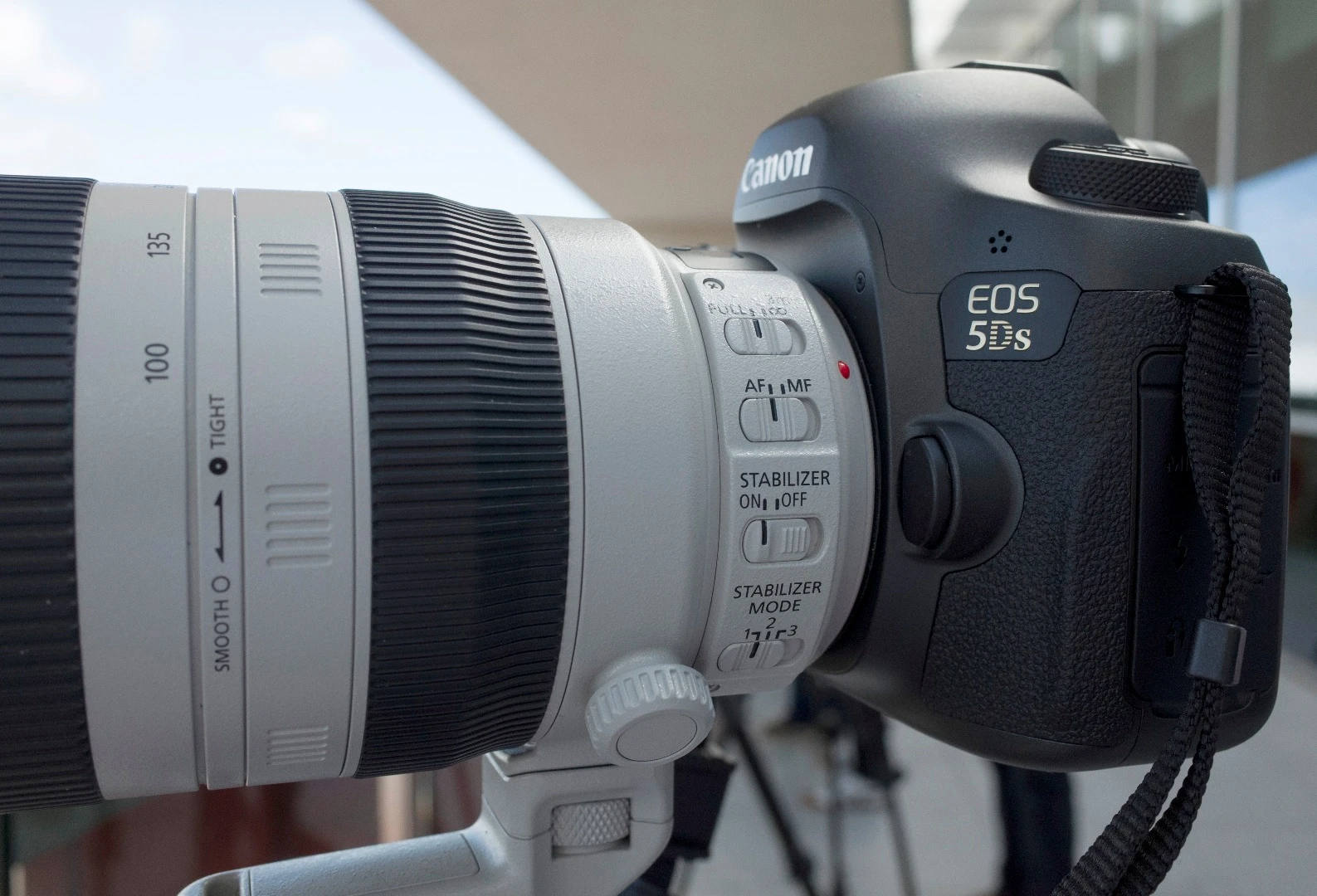 The Canon 5Ds with a 100-400-mm F4.5-5.6 lens mounted