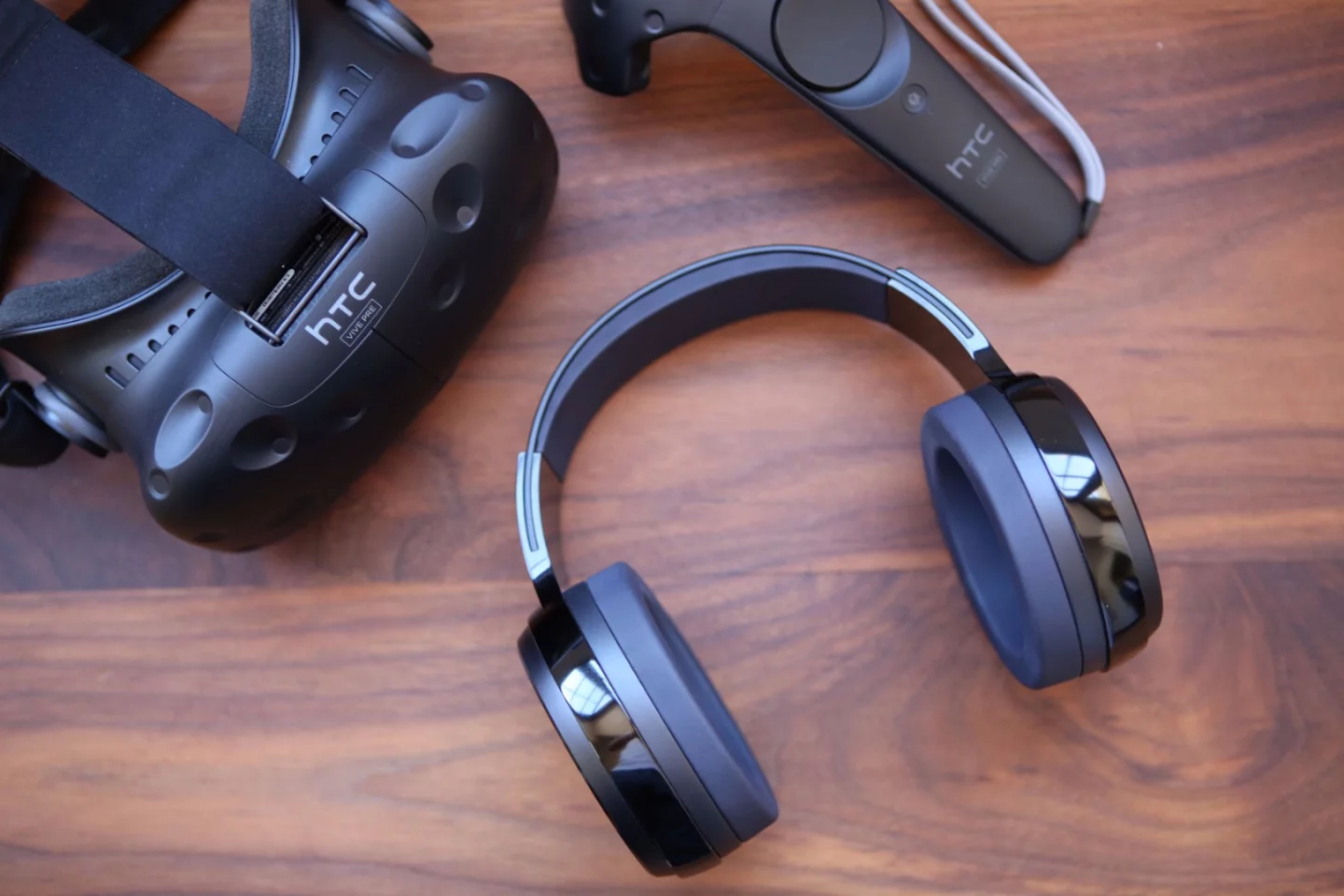 OSSIC X headphones are perfect for VR