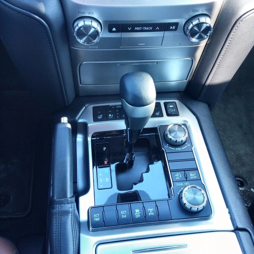 The Land Cruiser also comes with Toyota’s Kinetic Dynamic Suspension System (KDSS) as standard