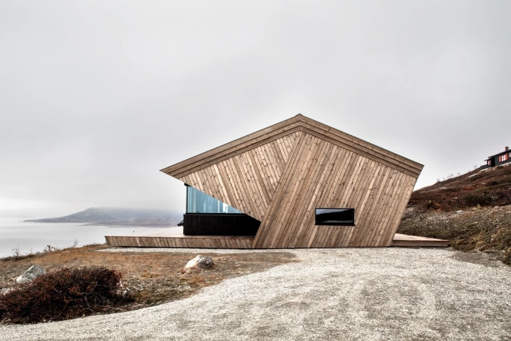 The Hooded Cabin is located atop a mountain in Norway and measures 73 sq m (785 sq ft)