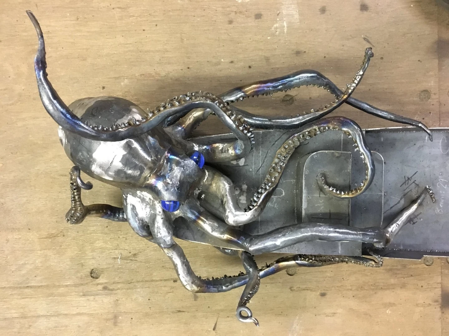 The original design sculpted by artist Drew Shook