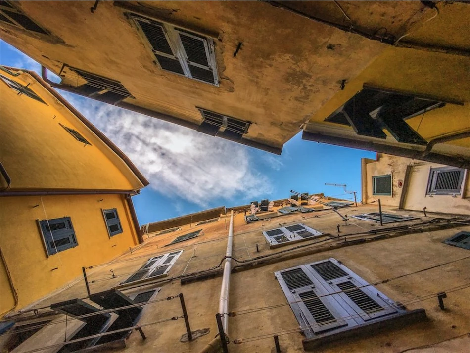 Honorable mention in the architecture category of the 2018 iPhone Photography Awards