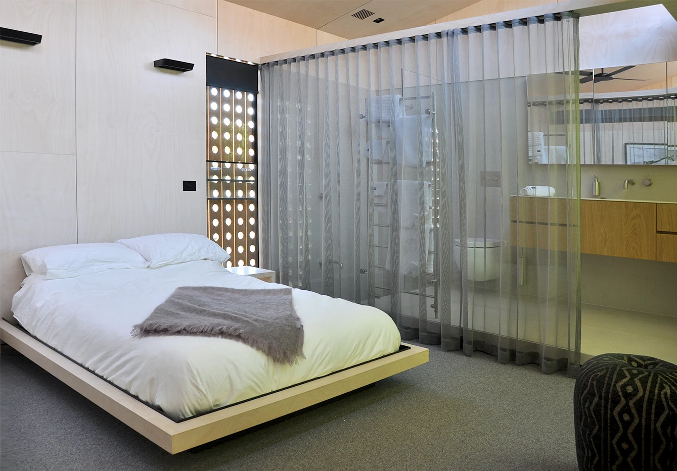 The master bedroom (Photo: Edoardo Campanale for Gizmag)