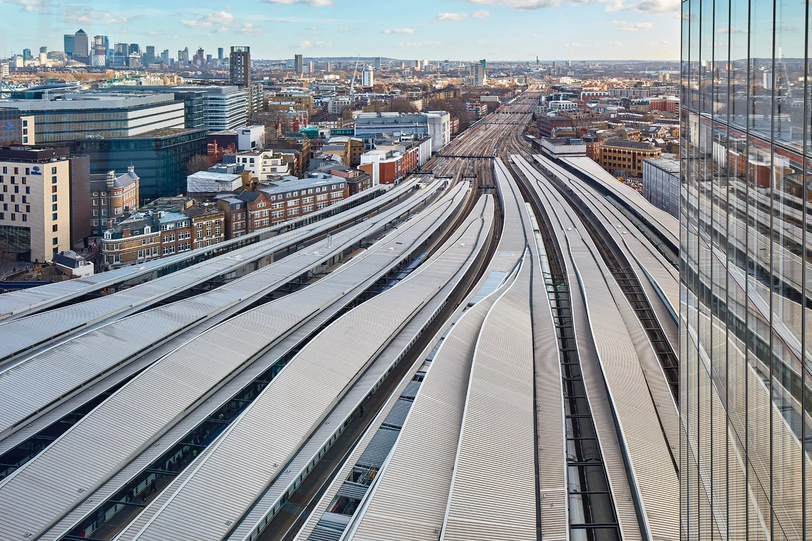 London Bridge Station improves connectivity across a significant area of England, from Norfolk to the south coast