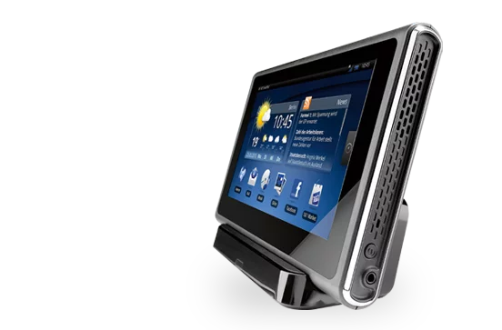 1&1's SmartPad tablet computer with optional docking station