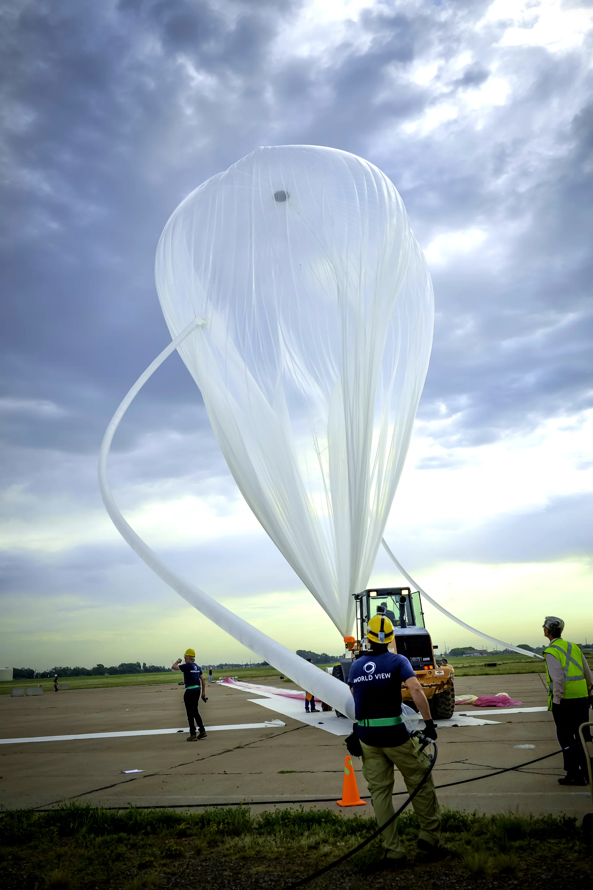 The World View Enterprises team fills the high-altitude balloon with lift gas prior to launch (Image: World View Enterprises)