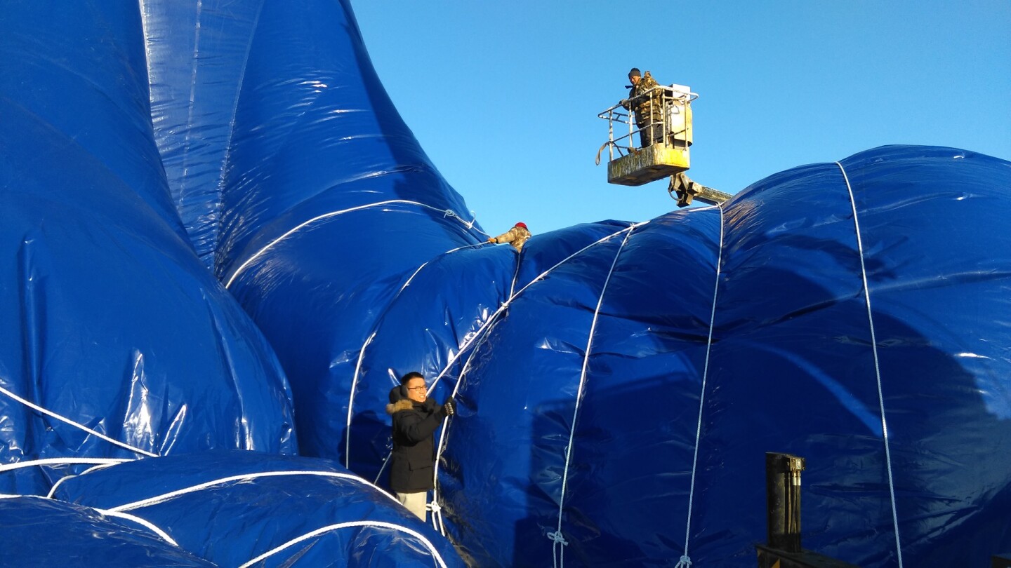 The Flamenco Ice Tower's inflatable structure