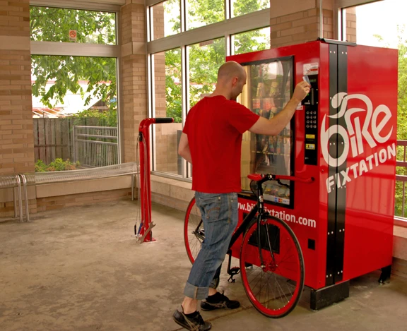 Users can pay for kiosk items with cash or credit card