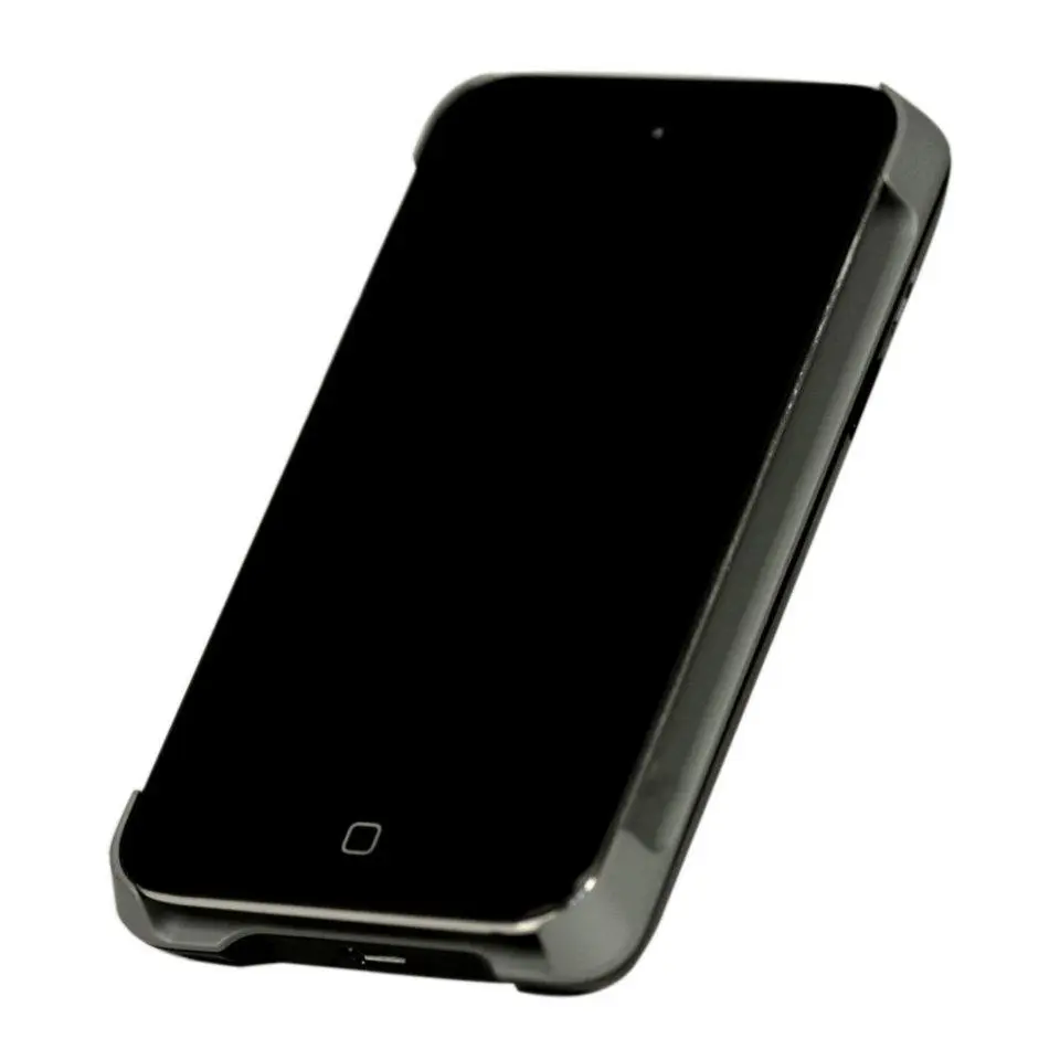 The FreedomPop iPod touch case with device inserted