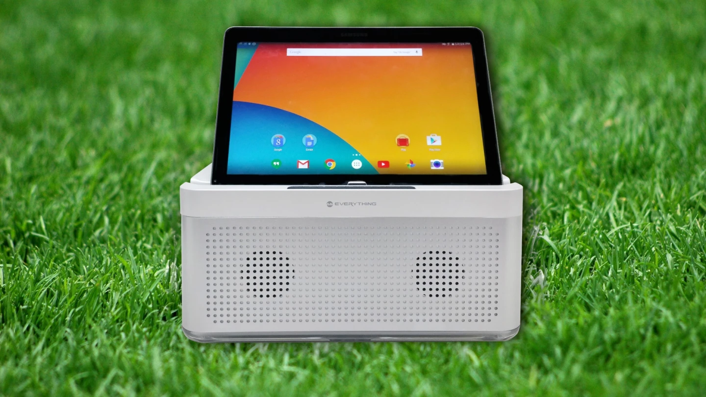 Up top, there's a groove for slotting in a tablet or smartphone for hands-free viewing