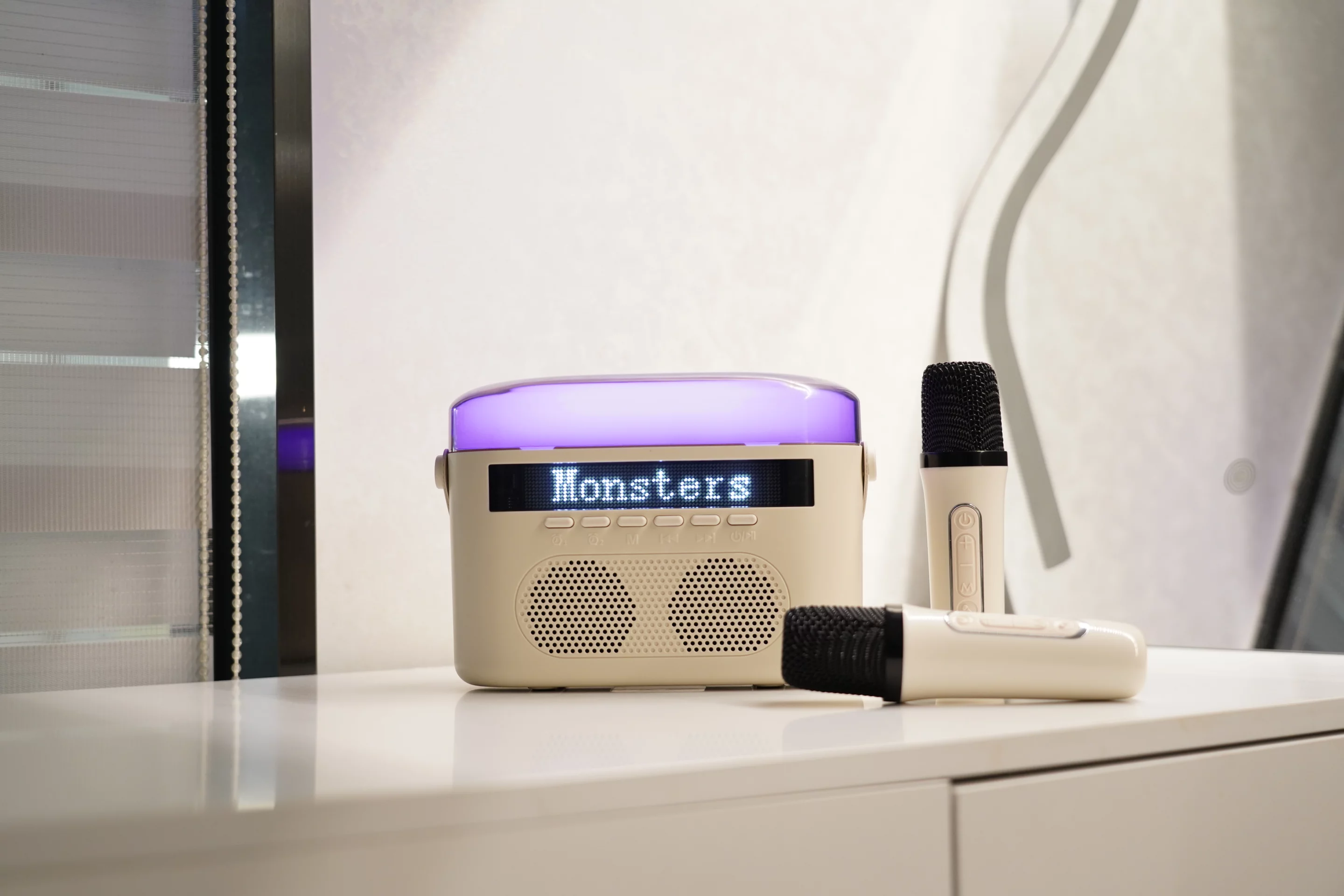 Stream your tune, zap the vocal track and sing along with the displayed lyrics