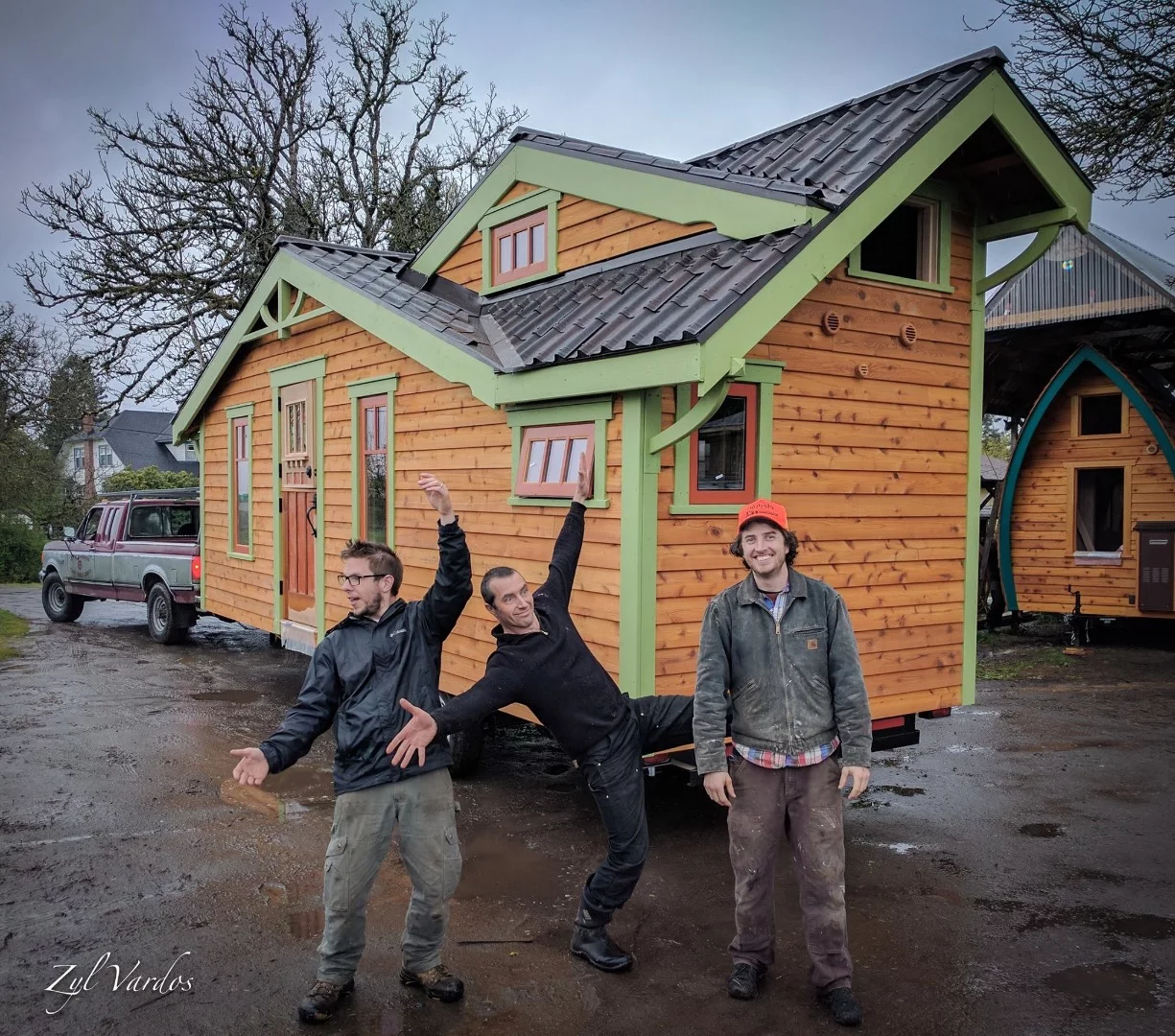 Zyl Vardos is based in Olympia, Washington