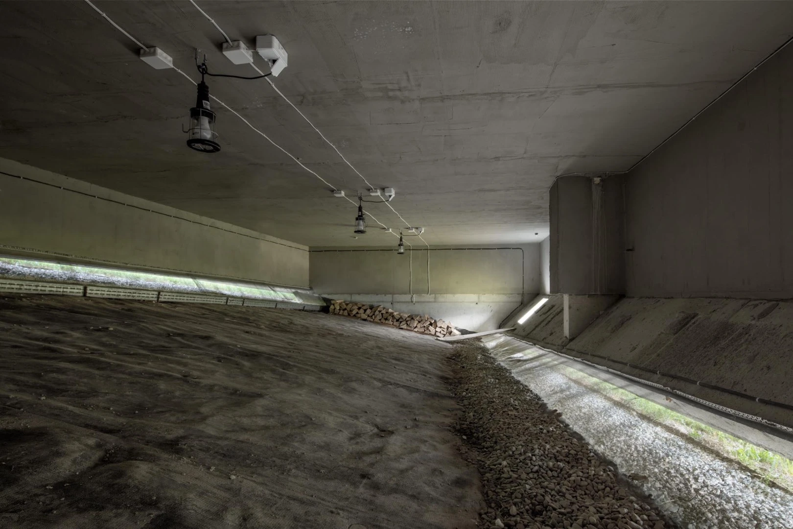 Only one corner of Konieczny's Ark touches the ground and water runs beneath Konieczny's Ark