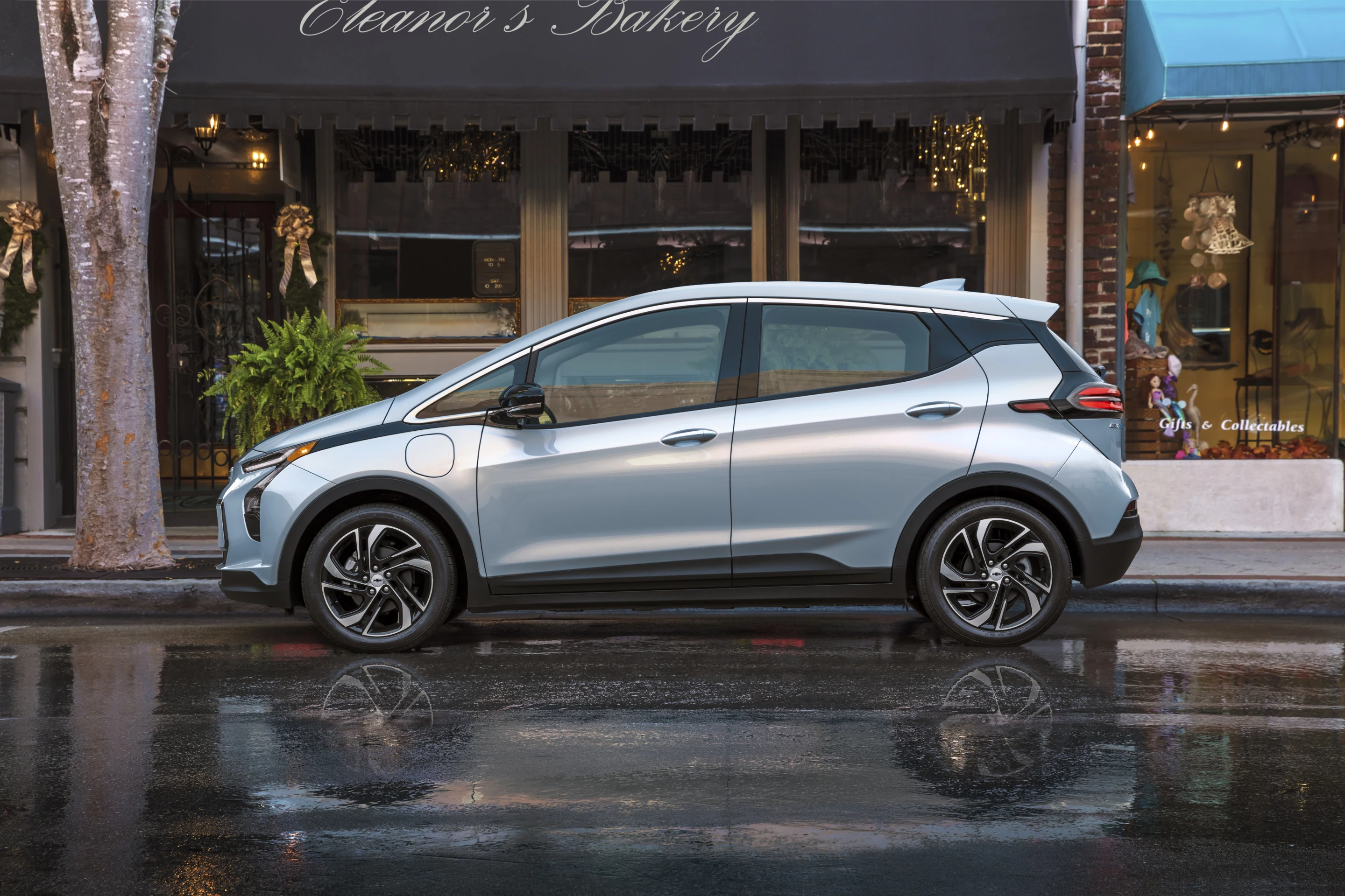 The revised Bolt EV looks very similar to the old model on the outside