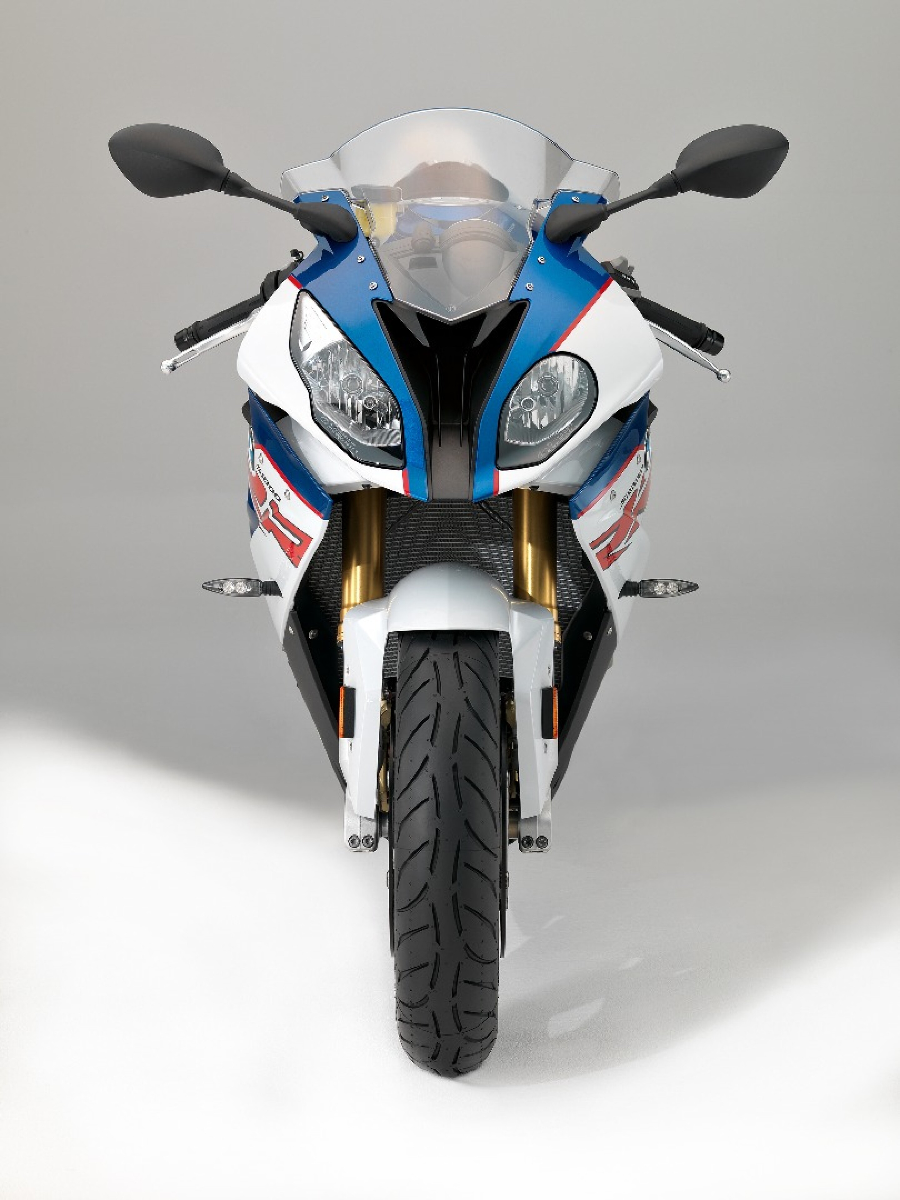 2017 BMW S1000RR review: Quiet confidence meets outrageous velocity