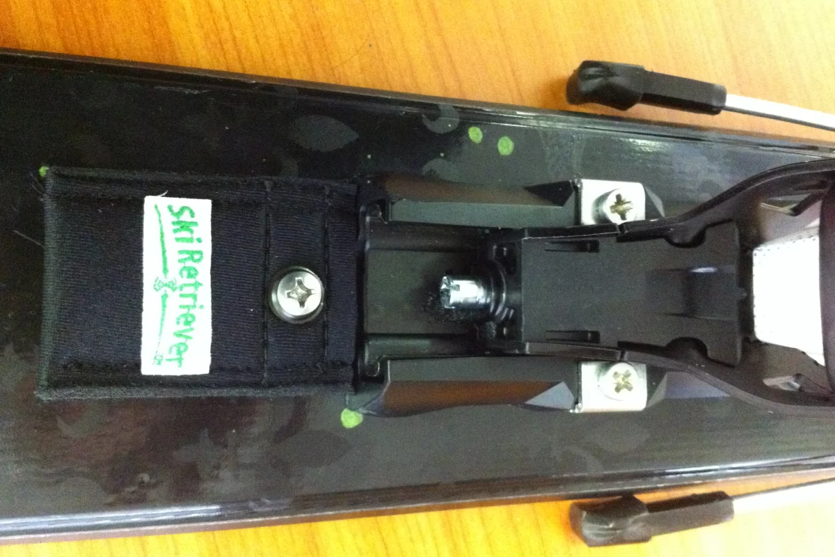 The Ski Retriever system sees homing tags placed on the skis so they can be tracked