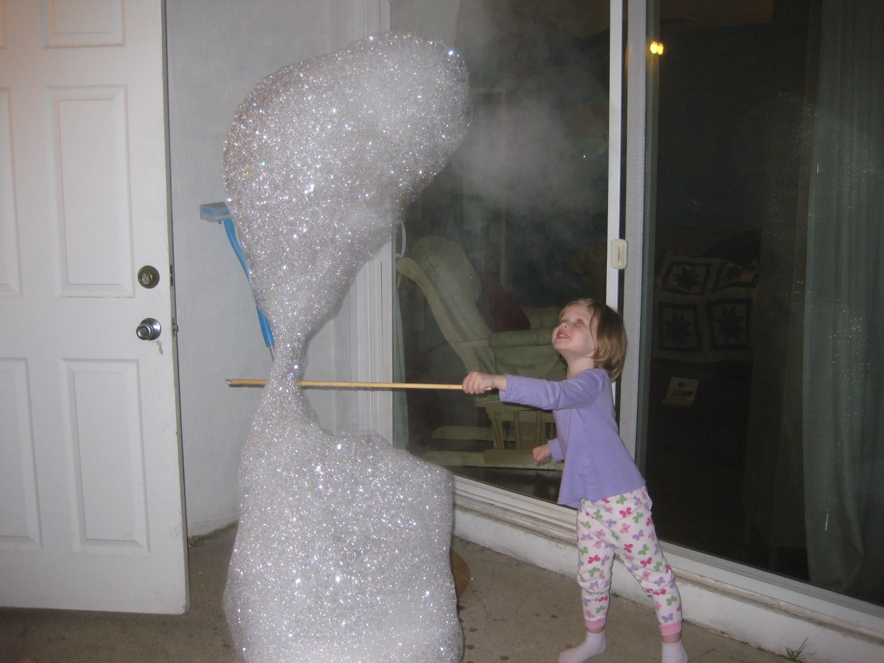 After several failed attempts, success at creating floating hot air soap bubbles