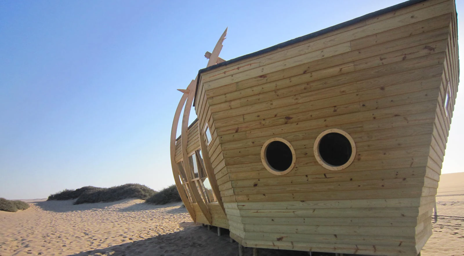 Prices for a double at Shipwreck Lodge start at N$8,685 (US$650) per night