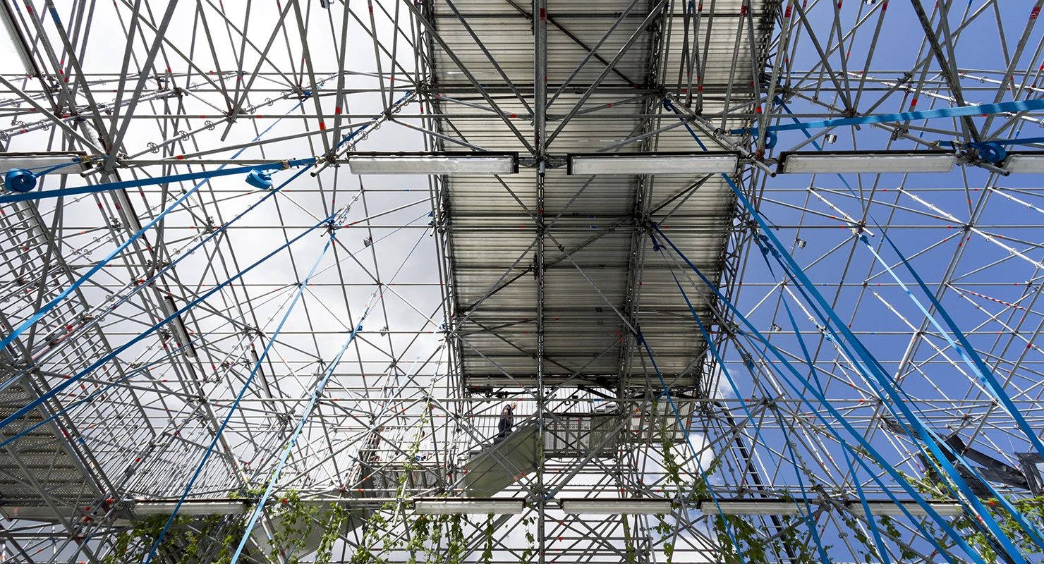 Schaustelle (or "show site") is located directly adjacent to the existing museum building (Photo: Photographs of Architecture)