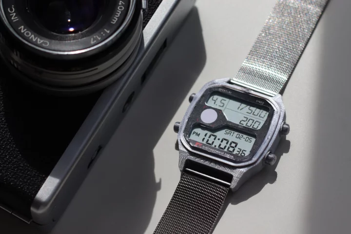The LMW-V1 watch is presently on Kickstarter