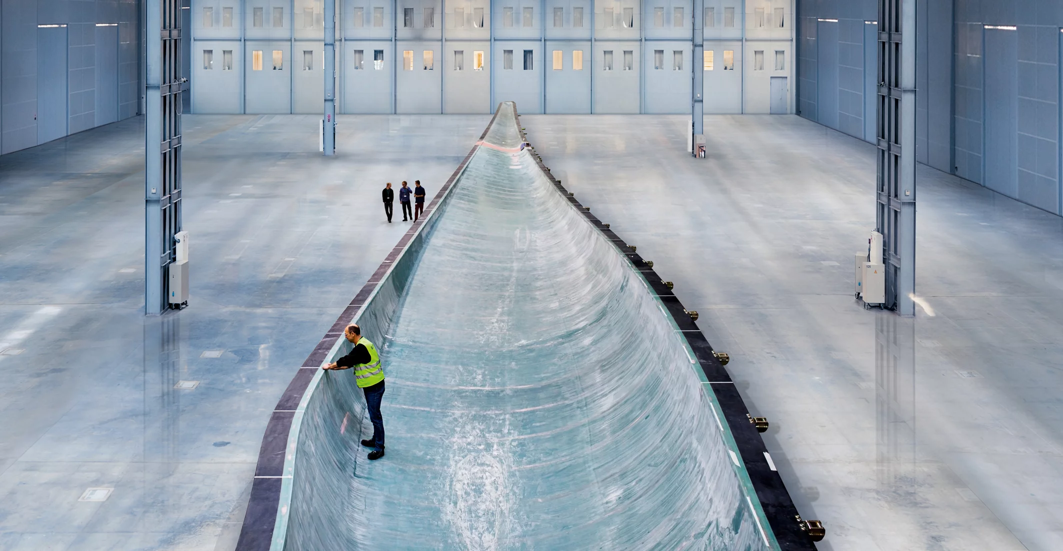 A Siemens B75 blade in its mold