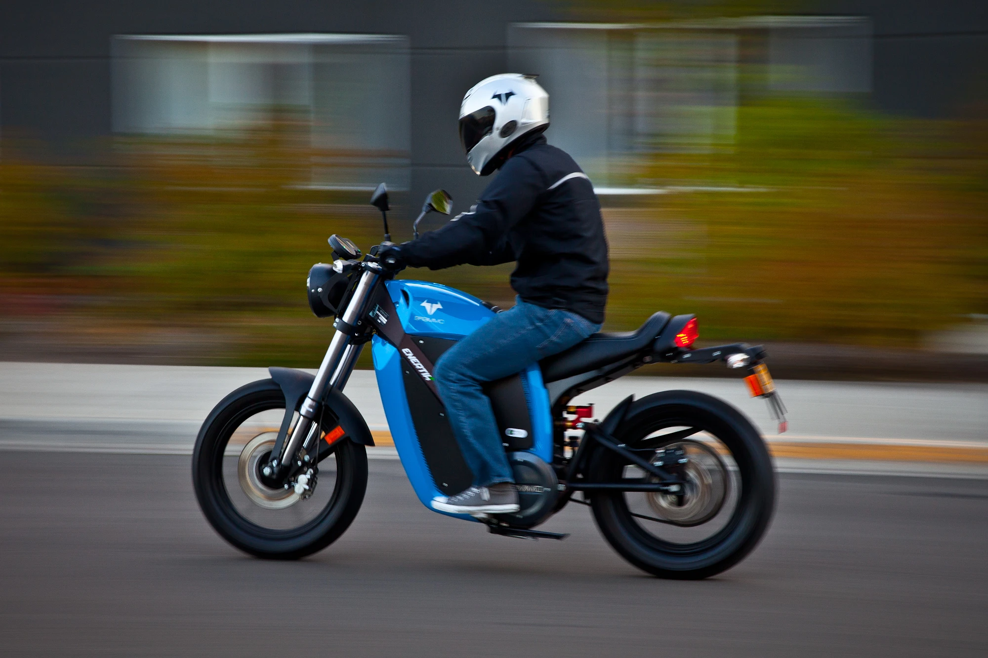 Brammo Enertia Plus - 80 miles on a single charge