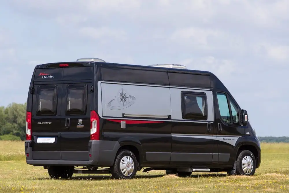 The Hobby Vantana includes a wind rose graphic for a distinctive exterior