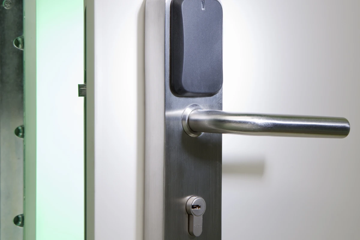 The Recordura electronic door lock runs purely on electricity generated by users pushing on its handle