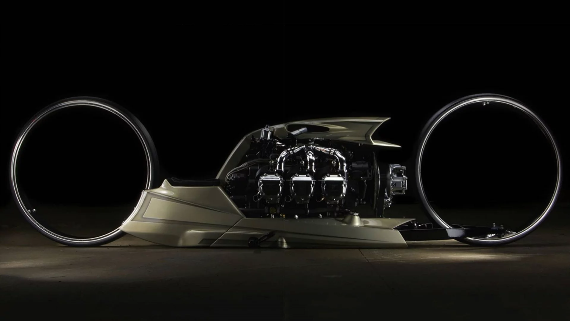 One of the most outrageous custom motorcycles in recent years: the TMC Dumont