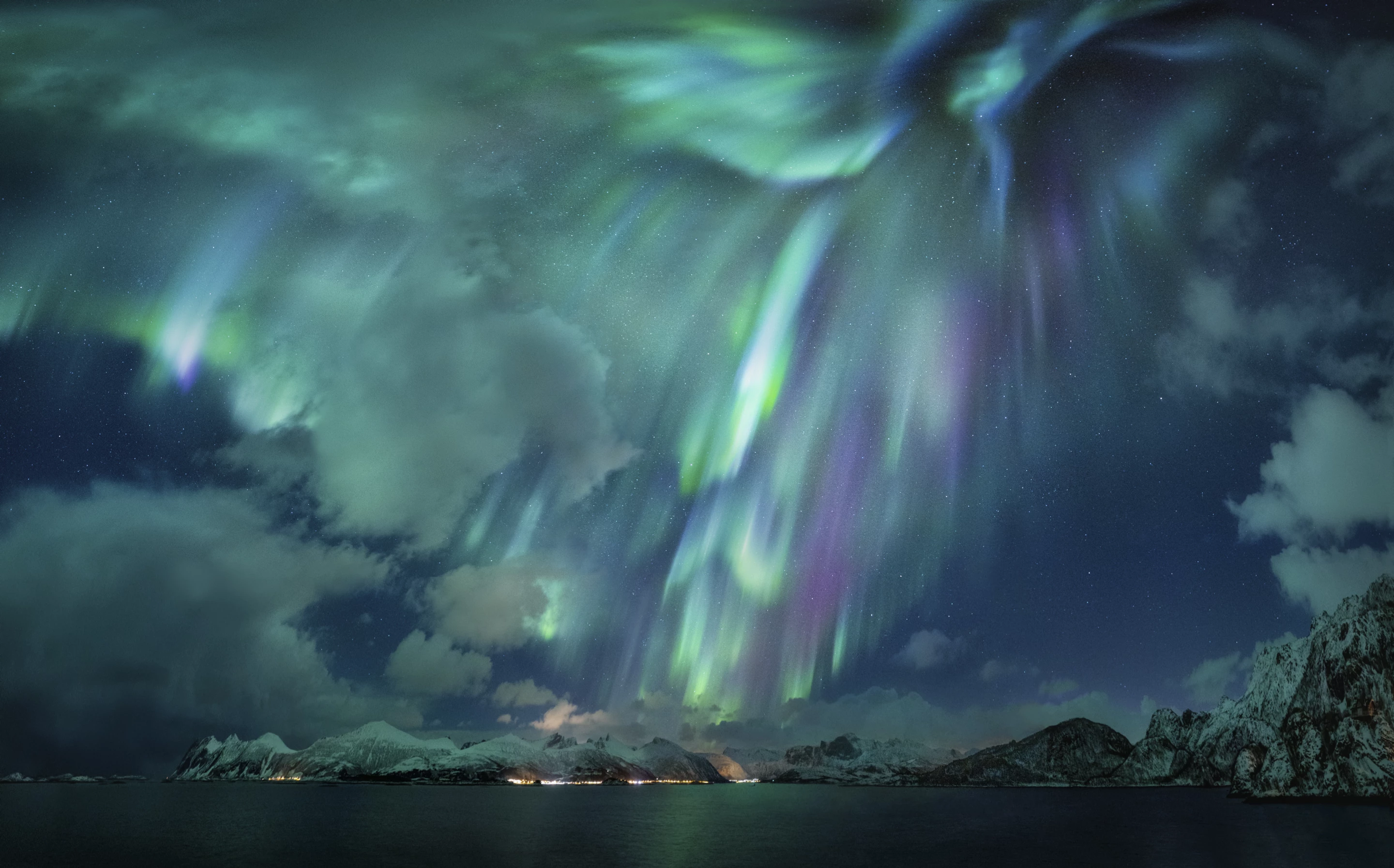 Winner - Aurorae. The Green Lady. Norway