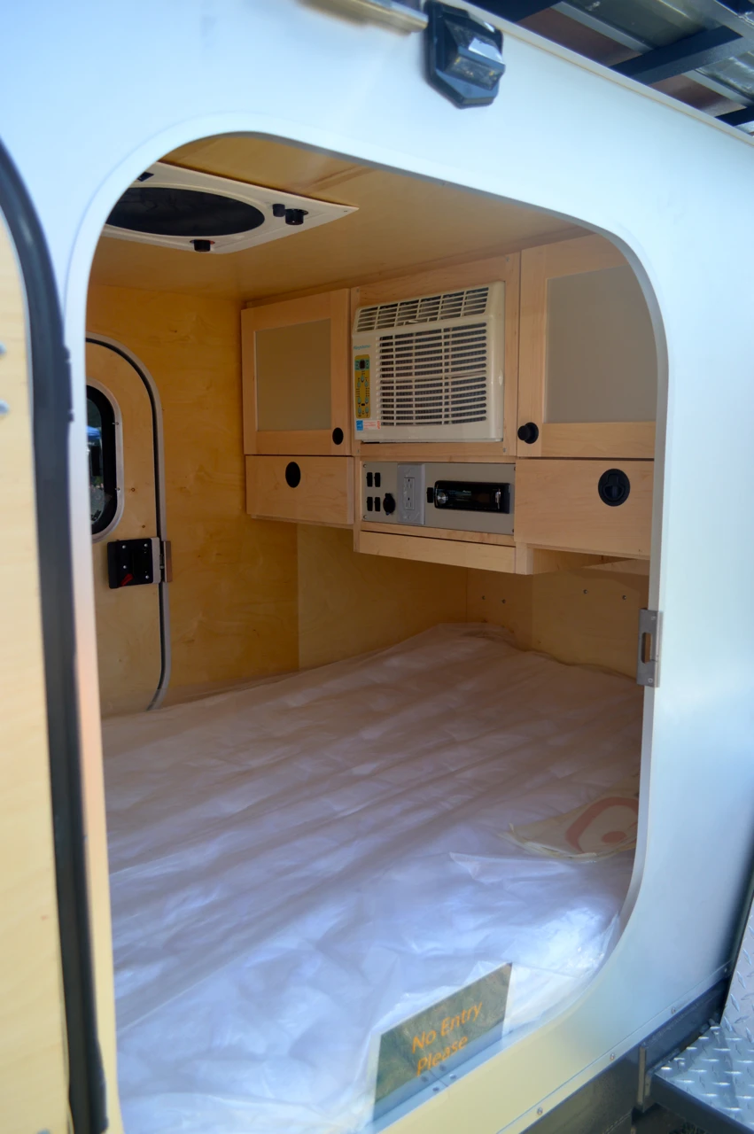Moby1 options include an air conditioning unit
