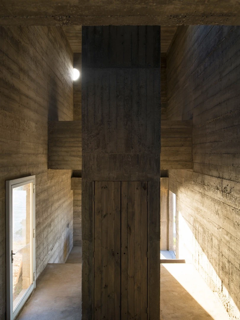 The interior of Loba House measures 70 sq m (753 sq ft)