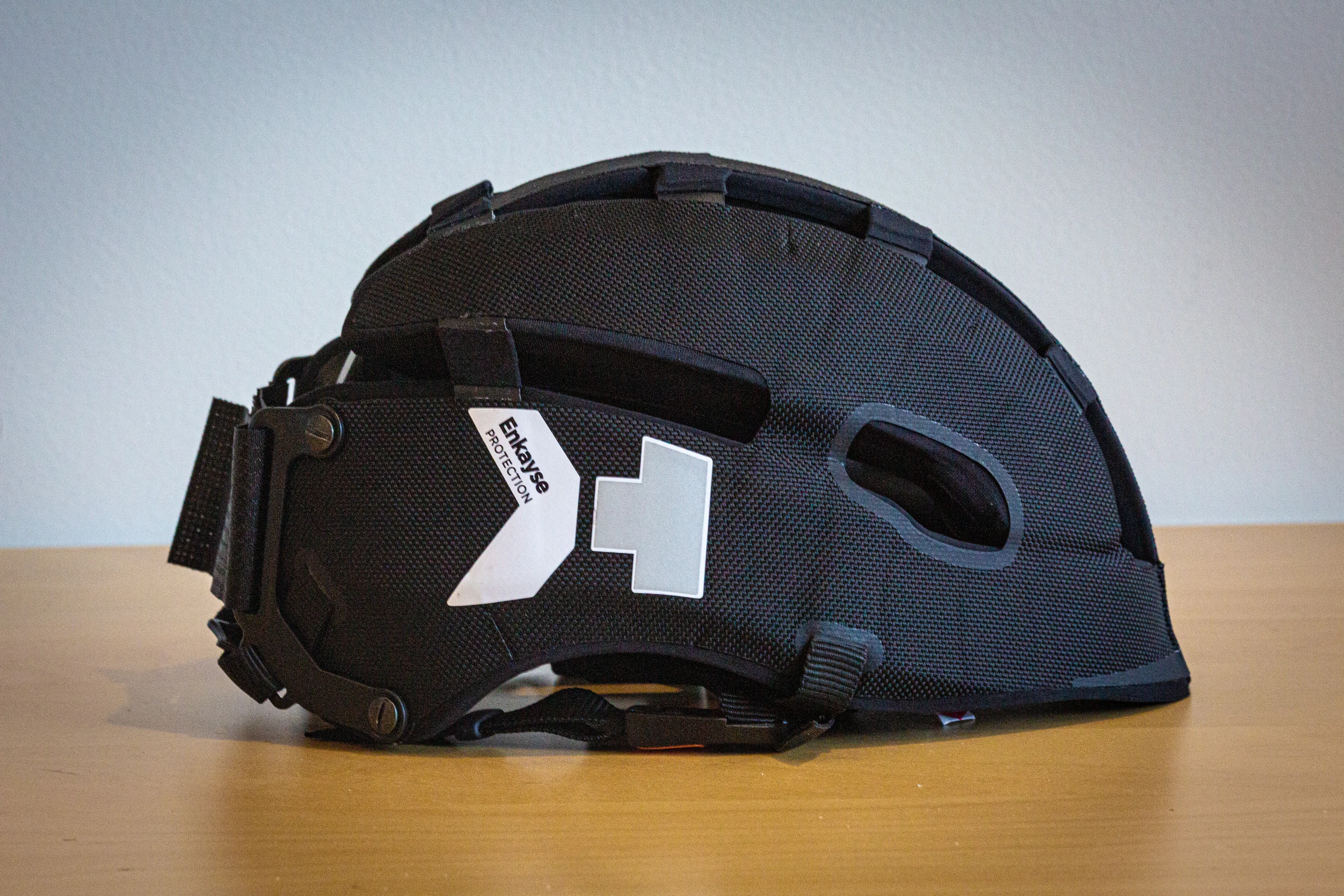 Rip-proof ballistic nylon cover comes in six colors as well as custom designs