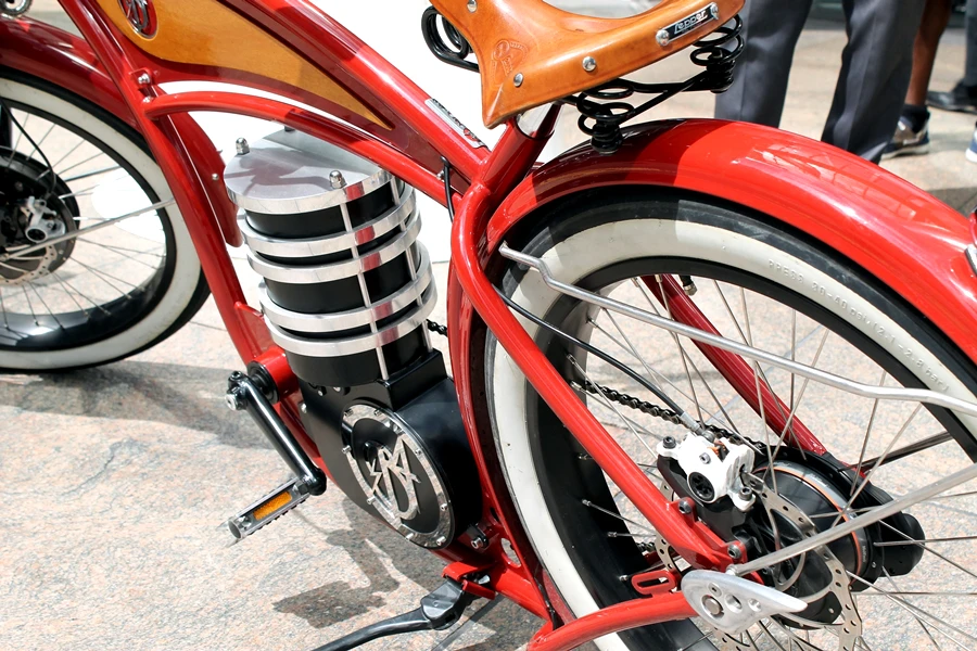 A close-up rear view of the B4 Bikes e-cruizer (Photo: Stu Robarts/Gizmag)