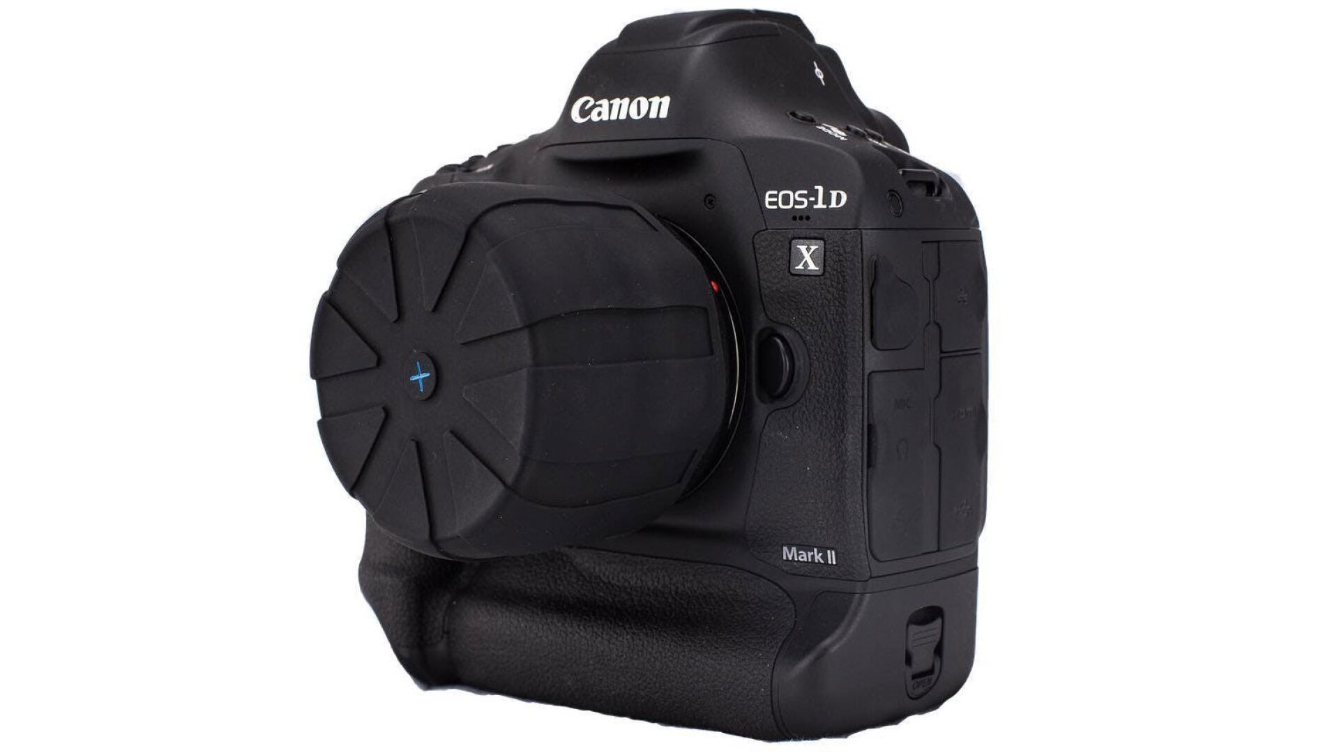 Kuvrd universal lens cap protects and waterproofs your entire lens