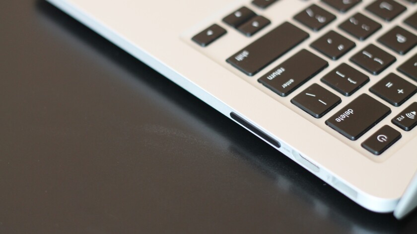 That thin black strip is all you see when the JetDrive is plugged in