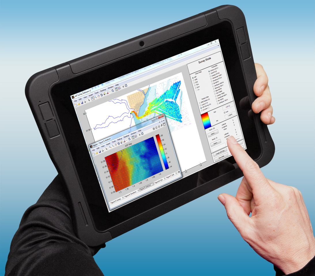 The Crossfire Pro features a daylight-readable 9.7-inch multitouch display panel