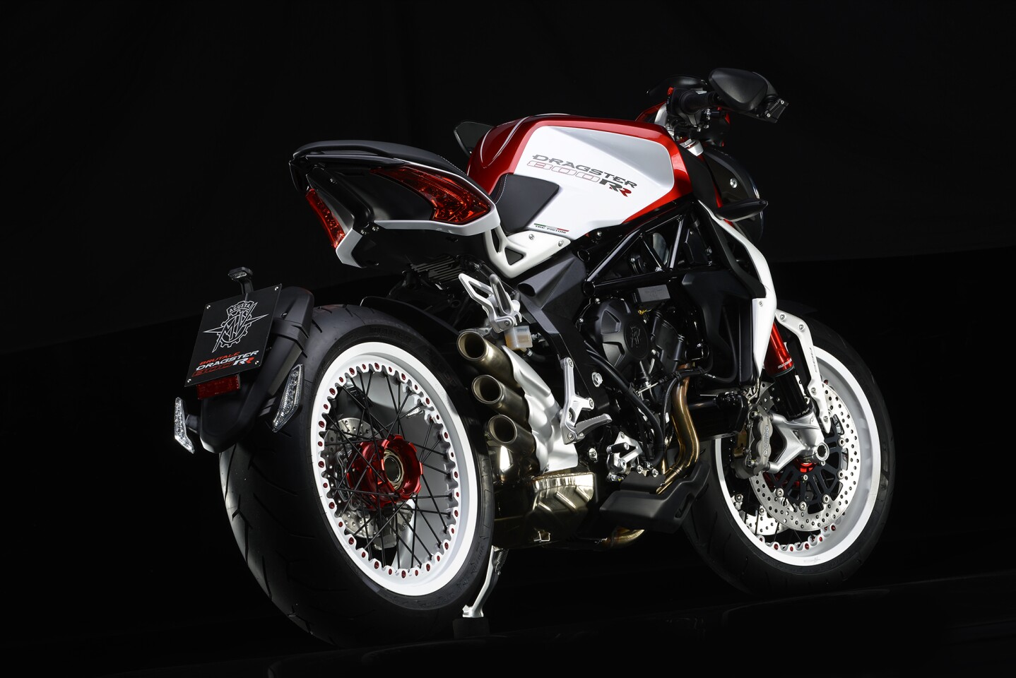 MV Agusta Brutale Dragster 800 RR – that spoked rear wheel looks stunning in white