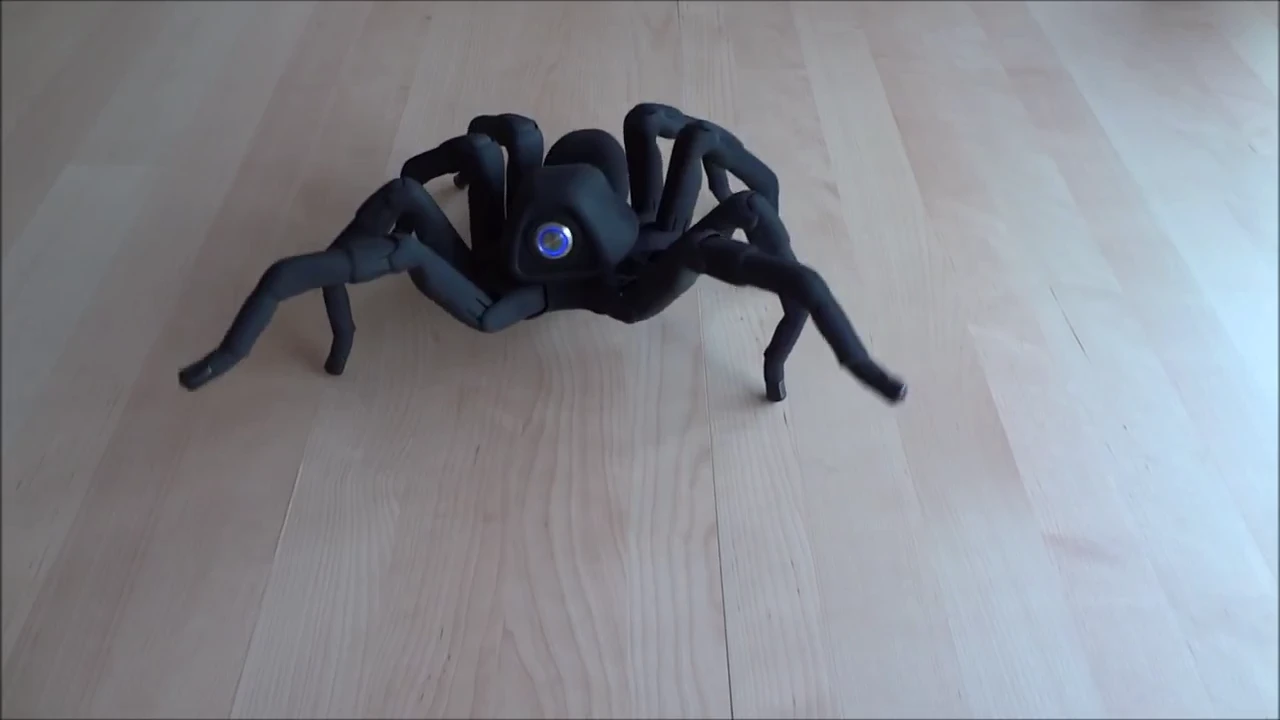 Robugtix's T8 robot dances and moves smoothly thanks to the Bigfoot Robotics Engine