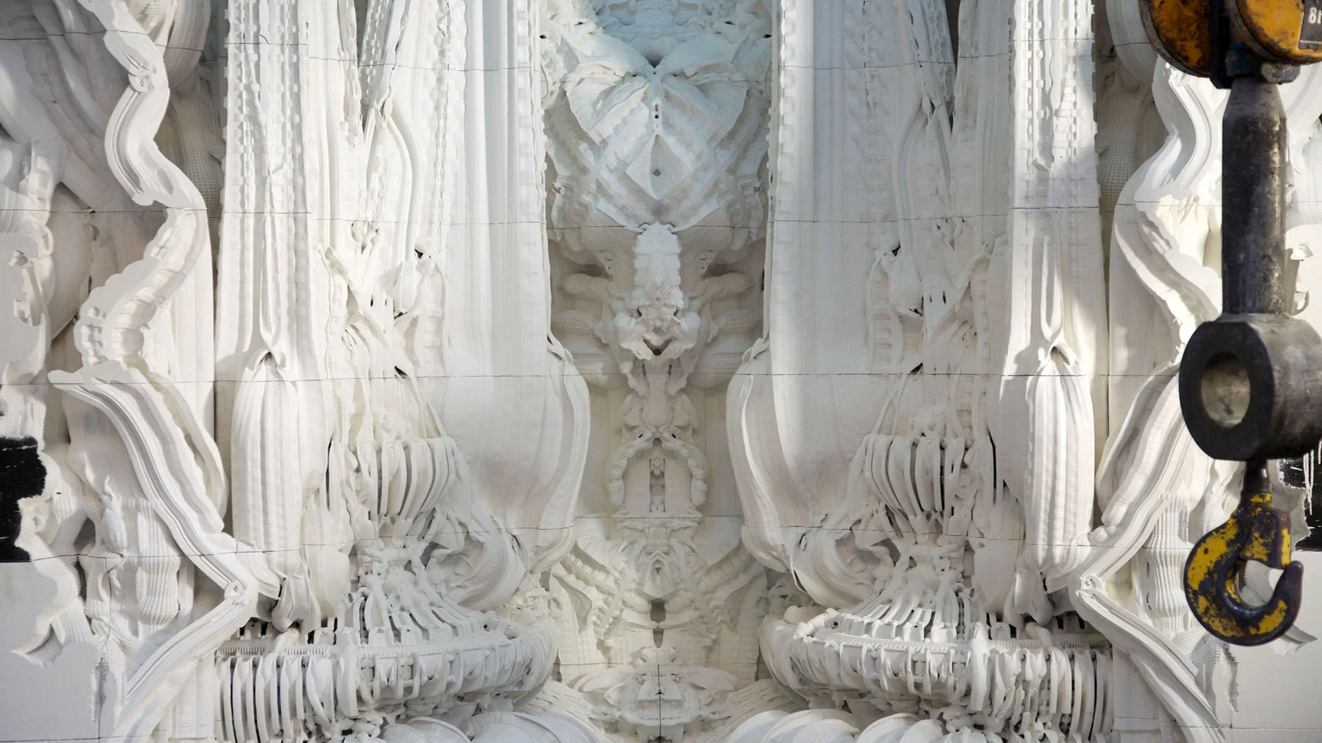 Assembling the grotto (Photo: Demetris Shammas / Achilleas Xydis)