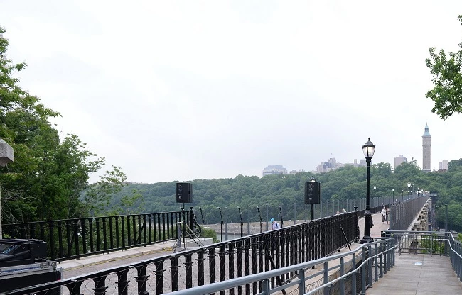 The High Bridge has been designed exclusively for pedestrians and bicyclists