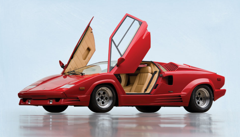 The 1982Lamborghini Countach LP500 S offered a bigger 4754 cc engine, more horsepower and a top speed of 182 mph (293 km/h).