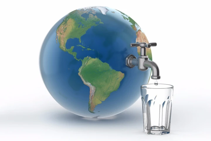 Researchers in Cairo have invented a cheap, simple way to turn seawater into drinking water